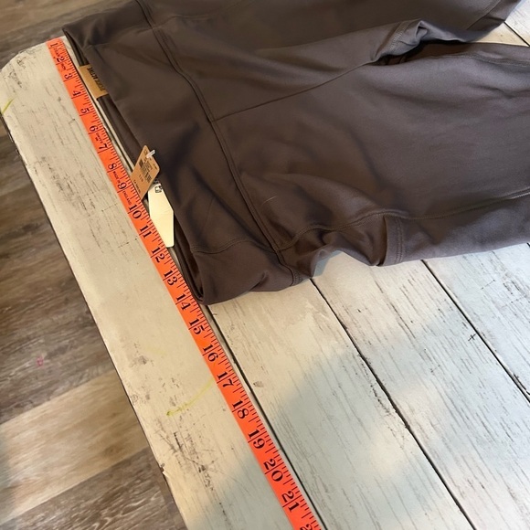 NWT Large ARSITY HIGH WAIST
FULL LENGTH
 LEGGING - Picture 6 of 8